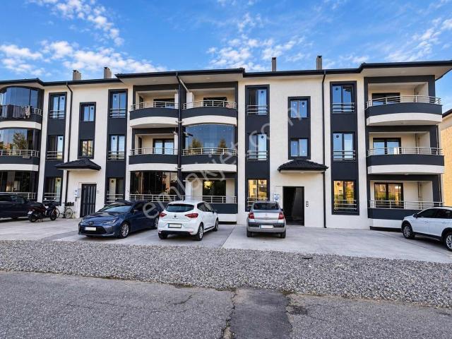 Mg Emlaktan Fatih Mahallesinde Kiralık Genış 2+1