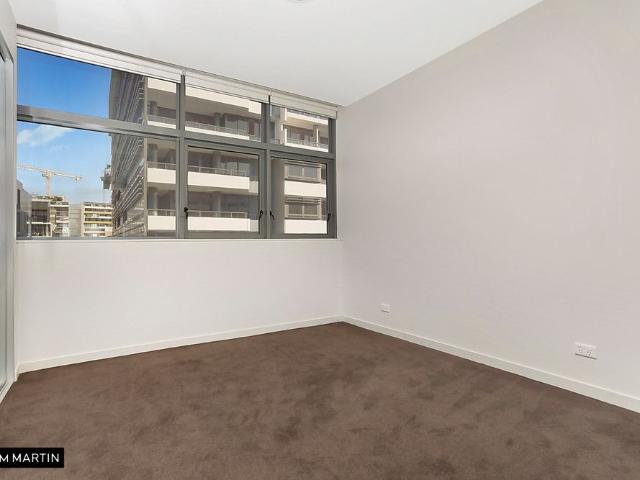 MGM MARTIN FRESHLY PAINTED ONE BEDROOM APARTMENT
