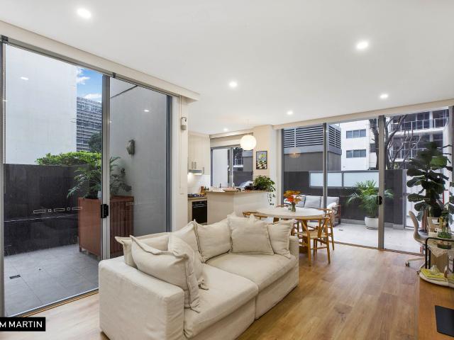 MGM MARTIN AIR CONDITIONED ONE BEDROOM APARTMENT