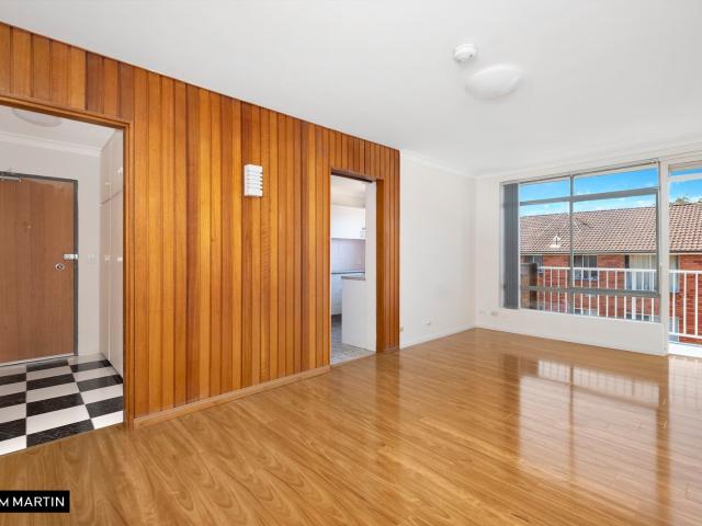 MGM MARTIN TWO BEDROOM APARTMENT