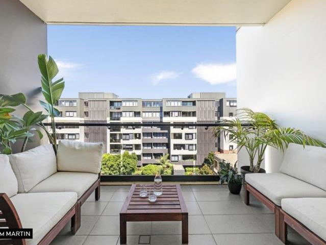 MGM MARTIN TWO BEDROOM APARTMENT + STUDY
