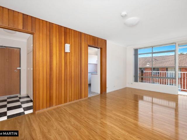 MGM MARTIN TWO BEDROOM APARTMENT