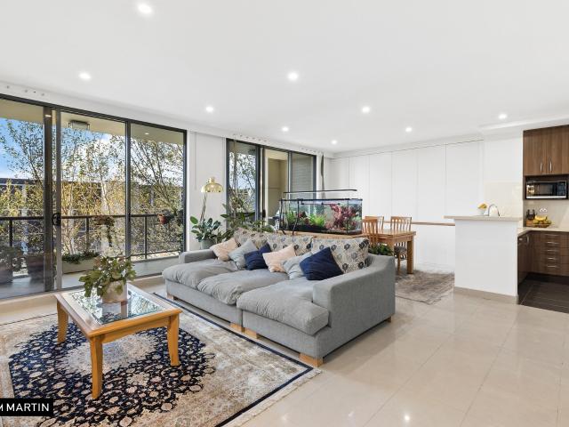 MGM MARTIN TWO BEDROOM APARTMENT BUILDING A, UNIT ON LEVEL 4
