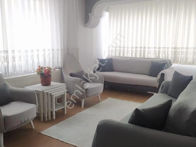 Memura Full Eşyalı Bayrampaşa Yenidoğan Mahallesinde/ 2+1/80m2/3 Kat /kiralık Daire