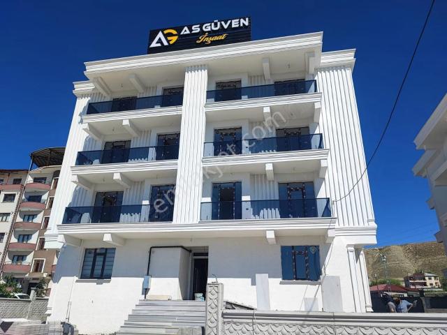 Memursen Toki Yolunda Satılık 2+1 Sıfır Daire