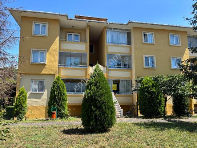 Memursen Evleri'nde 2+1 85 M2 Satılık Daire