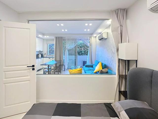 Menton 3P Renove Proche Commerce 61m² Menton
