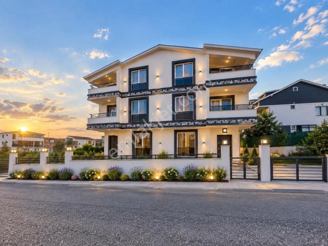 ꧁menyap꧂marmara Ereğlisi Çeşmeli'de Bahçeli 4+1 Yazlık Villa