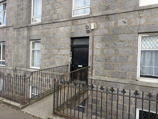 Menzies Road, Aberdeen AB11, 2 bed flat to rent, £650 pcm | PrimeLocation