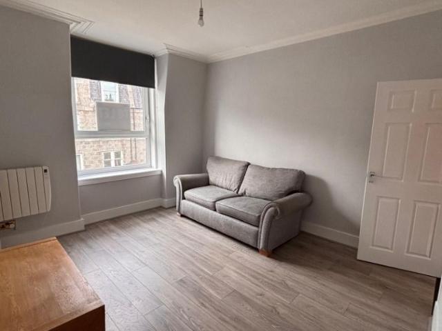 Menzies Road, Torry, Aberdeen AB11, 1 bed flat to rent, £475 pcm | PrimeLocation