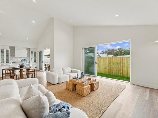 Menangle Village Beauty !