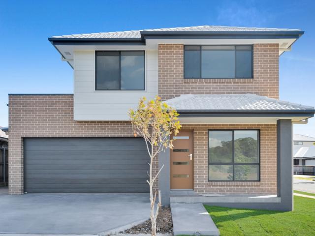 Menangle Park, 17 Wakeful Avenue