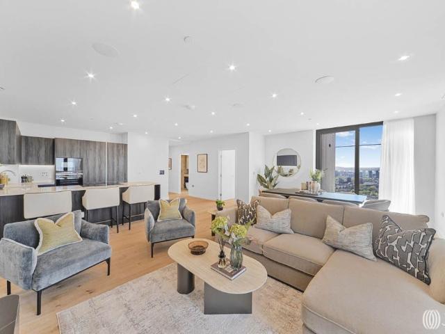 Menara Point, Affinity View, Twelvetrees Park E16, 3 bed flat to rent, £3,700 pcm | PrimeLocation