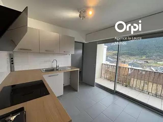 Mende 48000 Location appartement 4 pièces t4 cave balcon