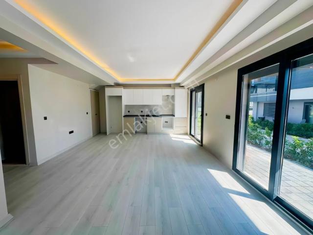 Menderes Villaları'nda Satılık 3+1 Sıfır Fırsat Villa