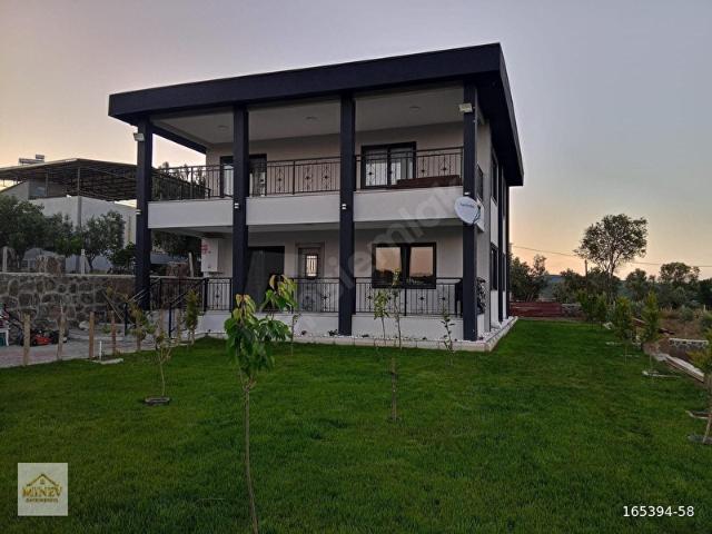 MENDERES AKÇAKÖYDE 625M2 VİLLALI BAHÇE