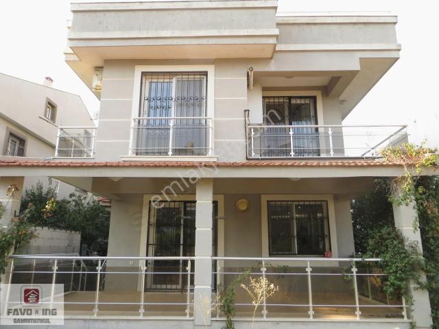 Menderes Barbaros Mah. | Kiralık 3,5+1 Tripleks İkiz Villa