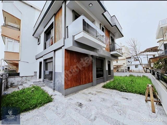 MENDERES COLDWELL BANKER POYRAZ'DAN DUBLEKS 4+1 LÜKS VİLLA