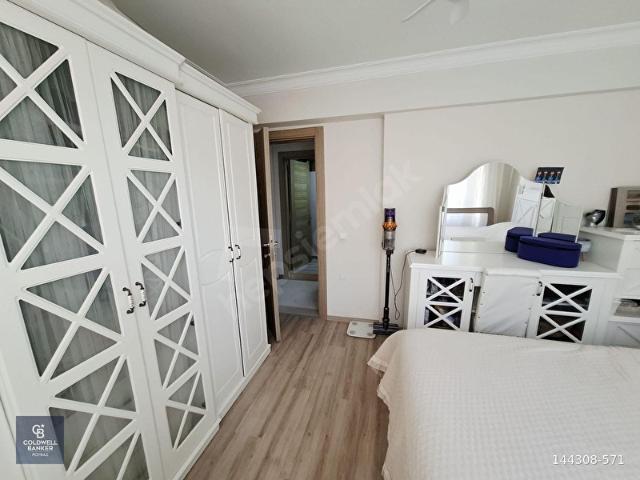 MENDERES COLDWELL BANKER POYRAZDAN KEMALPAŞA MAH.GENİŞ GENÇ 2+1