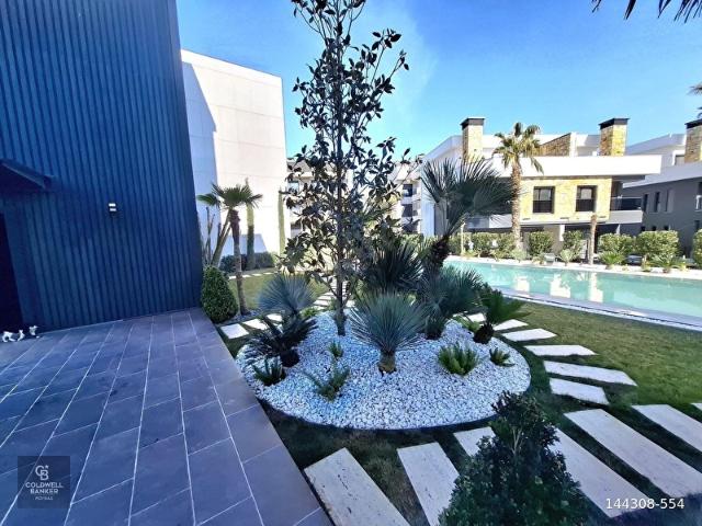 MENDERES COLDWELL BANKER'DAN HAVUZLU SİTE İÇİ EŞYALI 1+1 KİRALIK