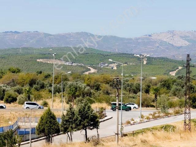 Menderes Gölcükler Gazi Paşada 2+1 Kiralık