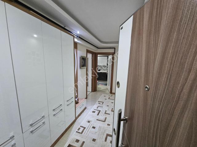 Menderes Merkezde Site İçi Satılık 3+1 Daire