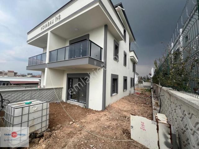 Menderes Oğlananası Sıfır 4+1 Havuzlu Tripleks Villa