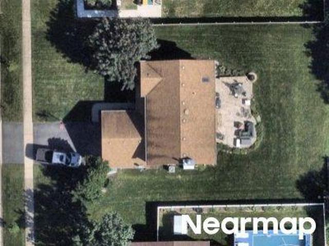 Mendota Ln