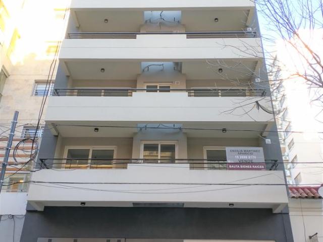 Mendoza al 2800 5 B, Argentina