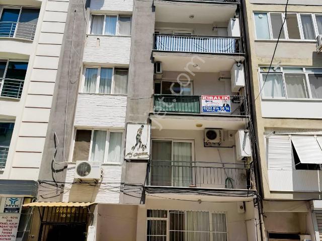 Menemen Merkez Ara Kat 3+1 Doğalgazlı Çift Cephe