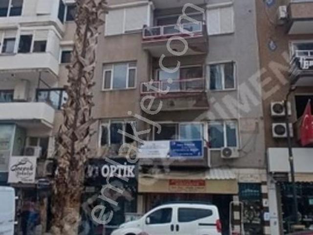 Menemen Merkezde Satılık 3+1 Daire