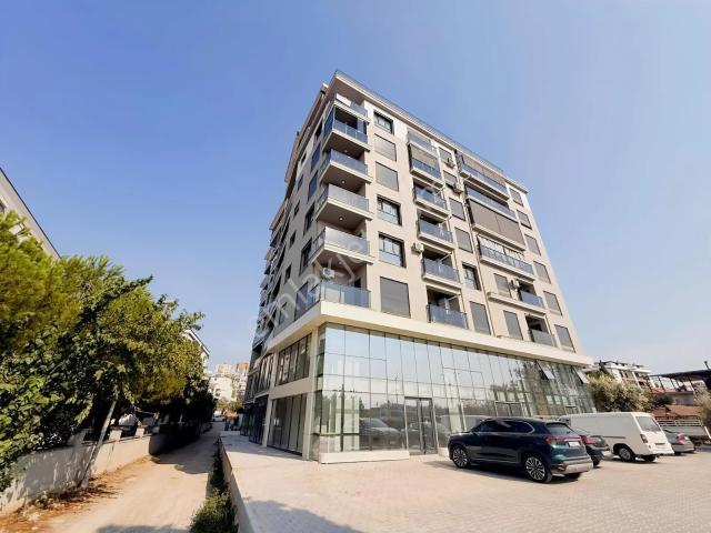 Menemen Çanakkale Yoluna Cepheli 3+1 135 M2 Satılık Daire