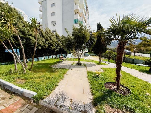 Menemen Egekent 2 'de 2+1 Kiralık Daire Havuzlu Sitede