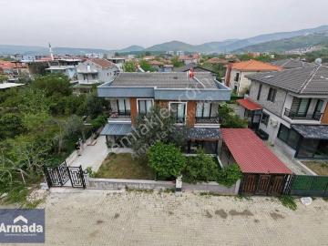 Menemen Emiralemde Doğa İçerisinde Satılık Müstakil 3+1 Villa