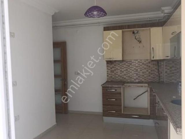 Menemen Esat Paşa'da Merkezi Kiralık 3+1 Daire