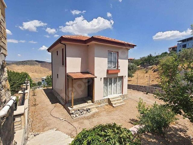 MENEMEN GÖKTEPE'DE 4+1 SIFIR BAĞIMSIZ 660M2 BAHÇELI DUBLEX VILLA