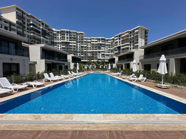 Menemen Yücesoy Kuzeyşehir De 4+1 Satılık Villa