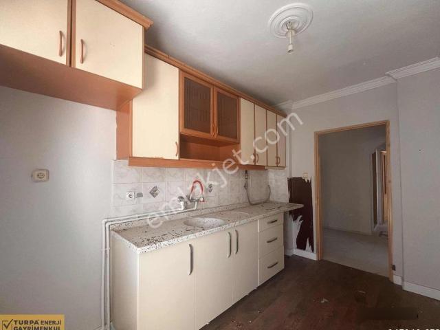 Menemen Koyunderede 3+1 Ebeveyn Banyolu