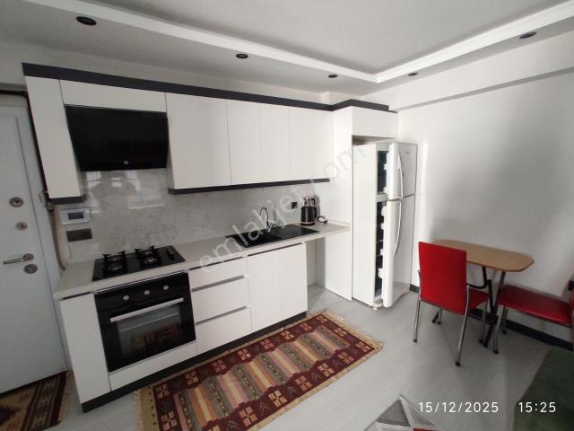 Menemen Seyrek Üniversite Yakın Doğalgaz1+1 Eşyalı Kiralık Daire