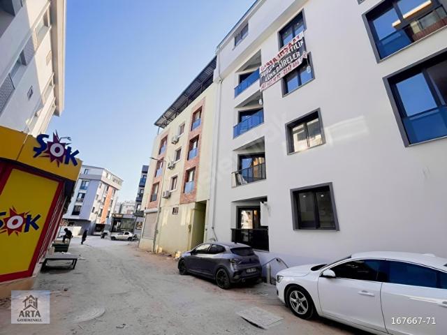 MENEMEN SEYREK KASAPLAR MEYDANDA KİRALIK 1+1 DAİRE