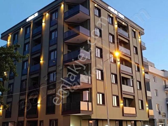Menemen Seyrekte Üniversite Yakını 1+1 Satılık Daire