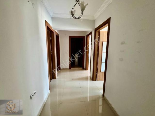 Menemen Tülbentli De Kiralık 3+1 Arakat Daire