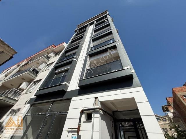 Menemen Tülbentli Mahallesinde Çarşıya Yakın Satılık 2+1 Daire