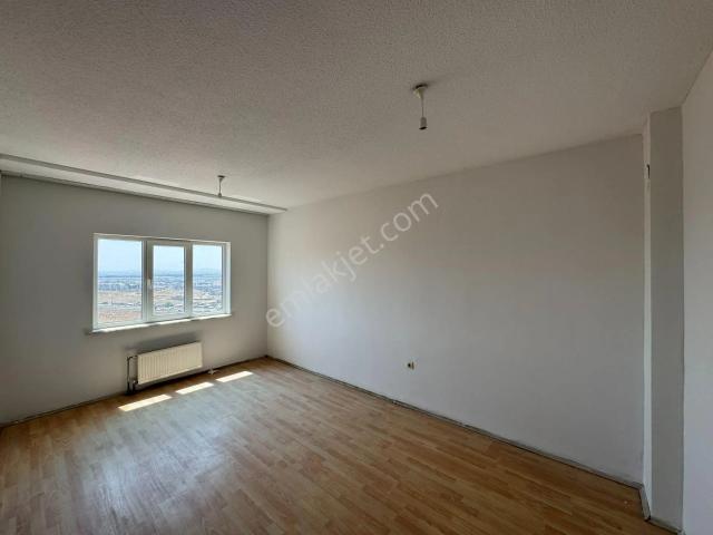 Menemen Toki'de Kiralık Kiralık Daire