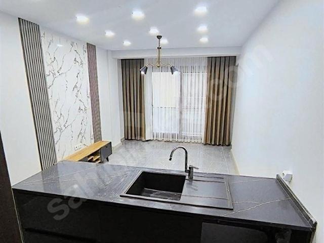 MENEMEN UĞUR MUMCU DA REZİDANSTA KİRALIK 1+1 LÜKS DAİRE.