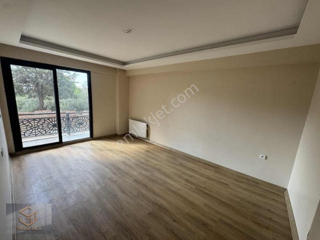 Menemen Uğurmumcu Mah. 2+1 Kiralık Daire