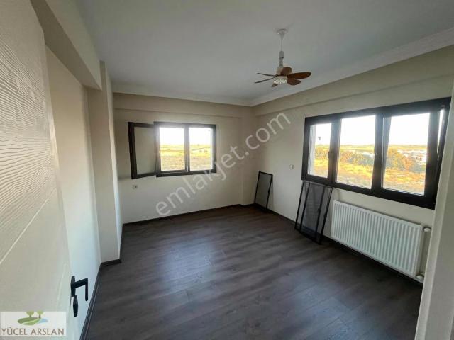 Menemen Villakent Girişinde Dubleks Ofis Olarak Kiralık