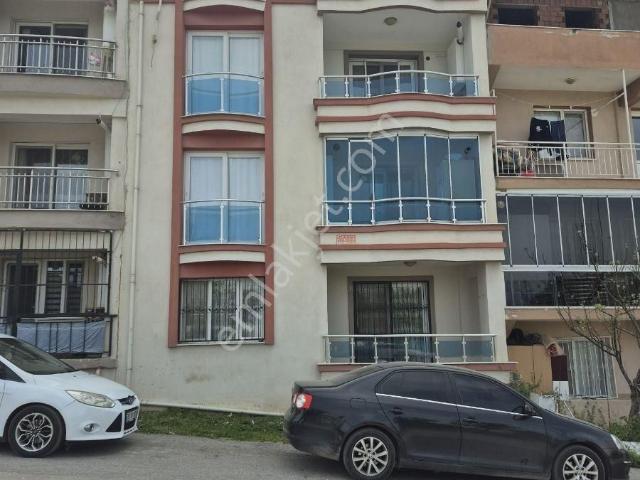 Menemen Zeytinlik Mah. Doğalgazlı Masrafsız Satılık 3+1 Daire