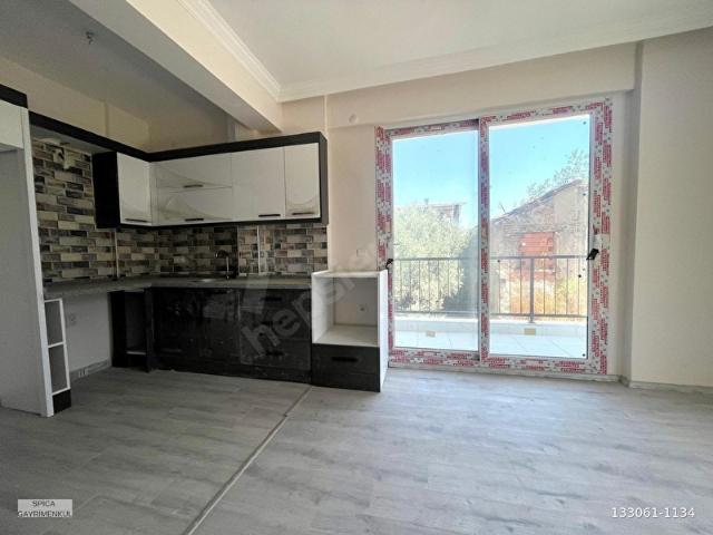 Menemen 9 Eylül Mahallesi Satılık 2+1 Ebeveyn Banyolu Daire