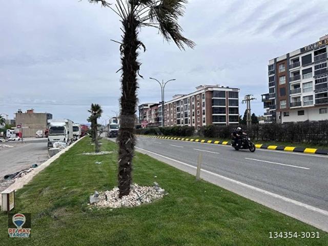 MENEMENDE ANA YOL CEPHELİ İZBANA YAKIN SATILIK LÜKS 3+1 SIFIR DAİRE 6.KAT